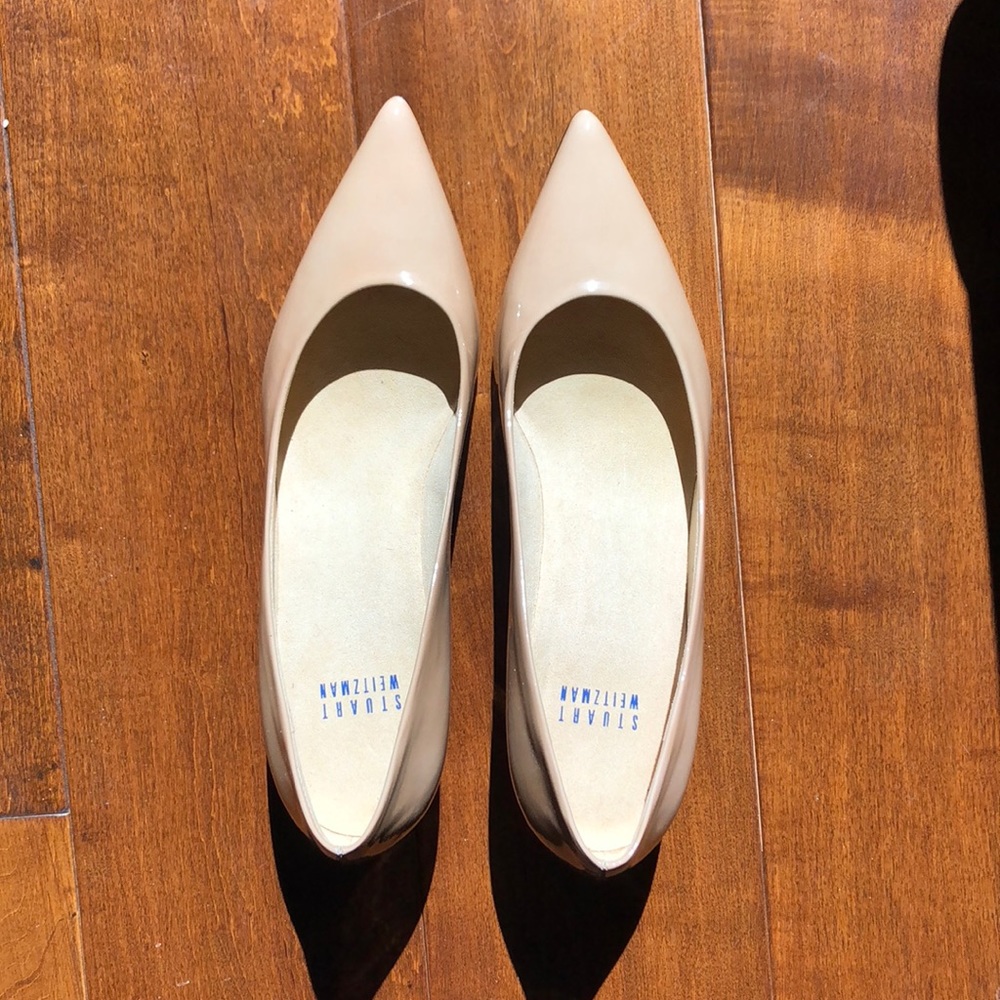 Authentic brand new Stuart Weitzman nude Pump